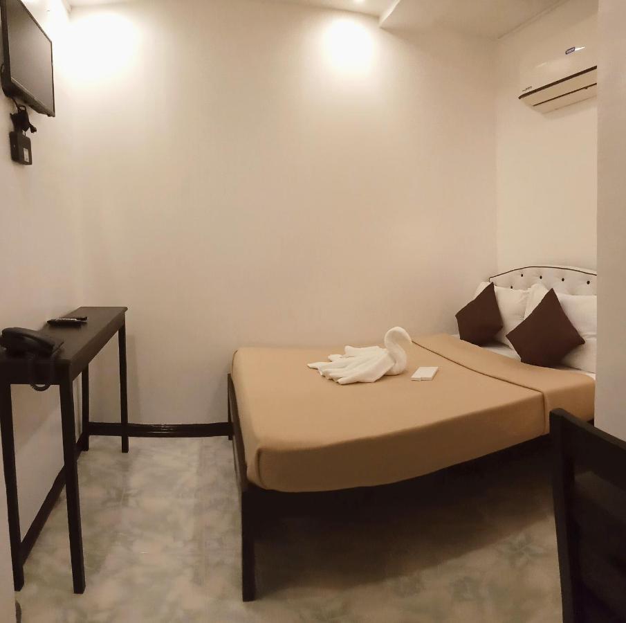 מנדאוה סיטי Amax Inn Cebu מראה חיצוני תמונה